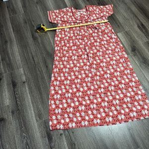 Rose Petals cotton night dress . Breastfeeding. Long. quality made. Orange White